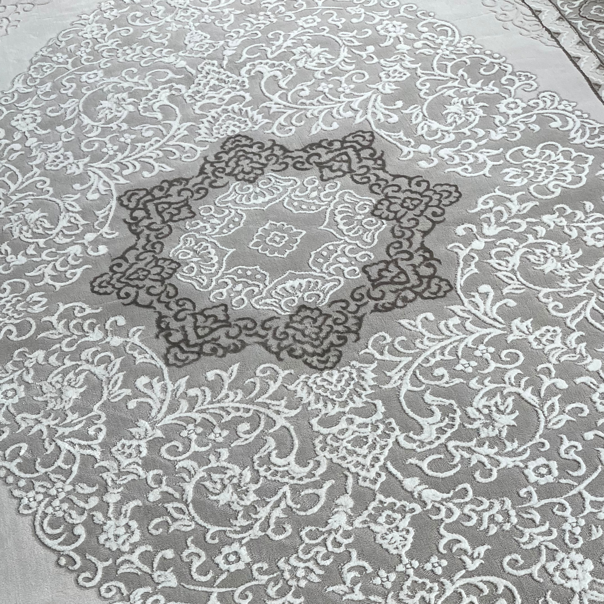 Sofi - Classic Carpet