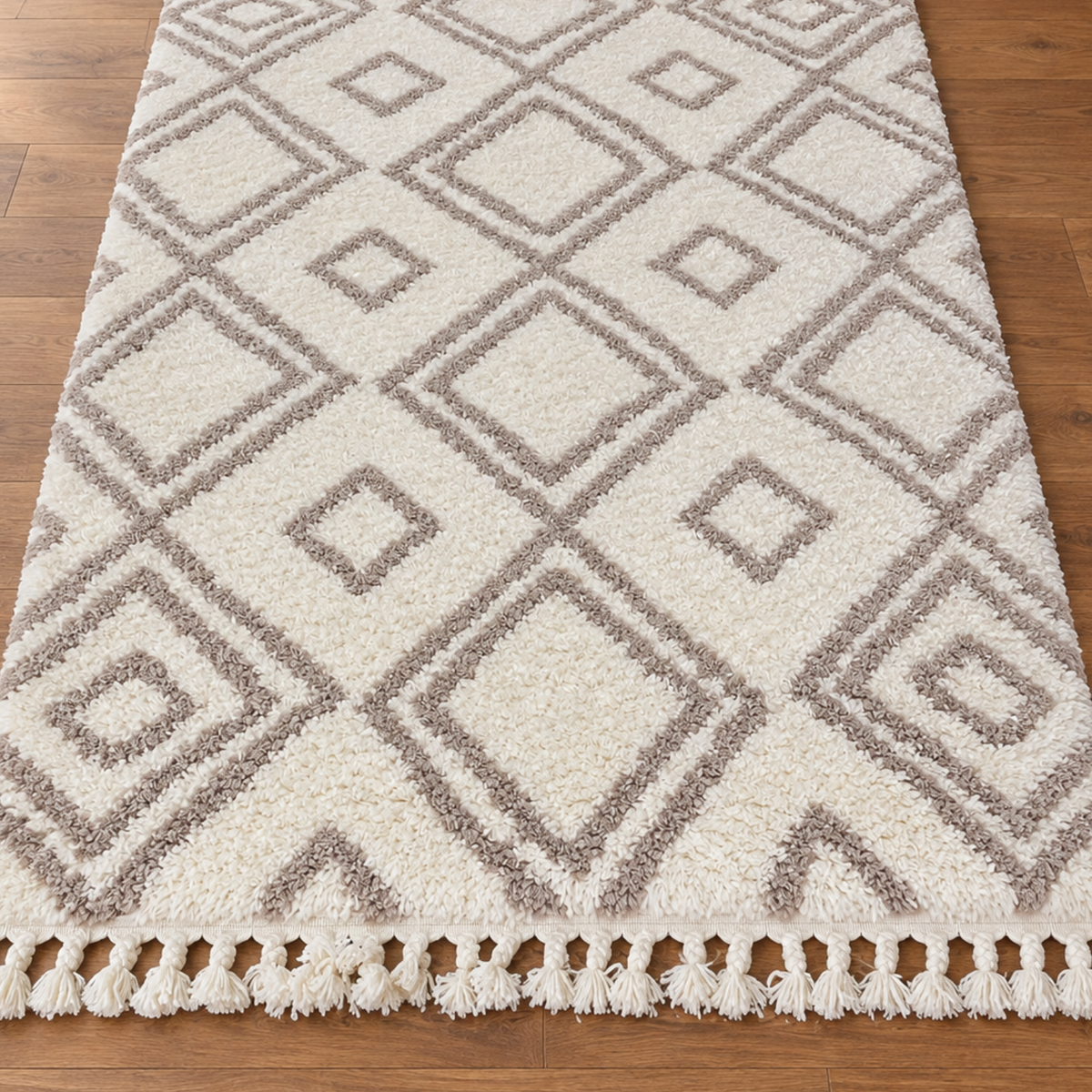 Shag carpet  Off-white